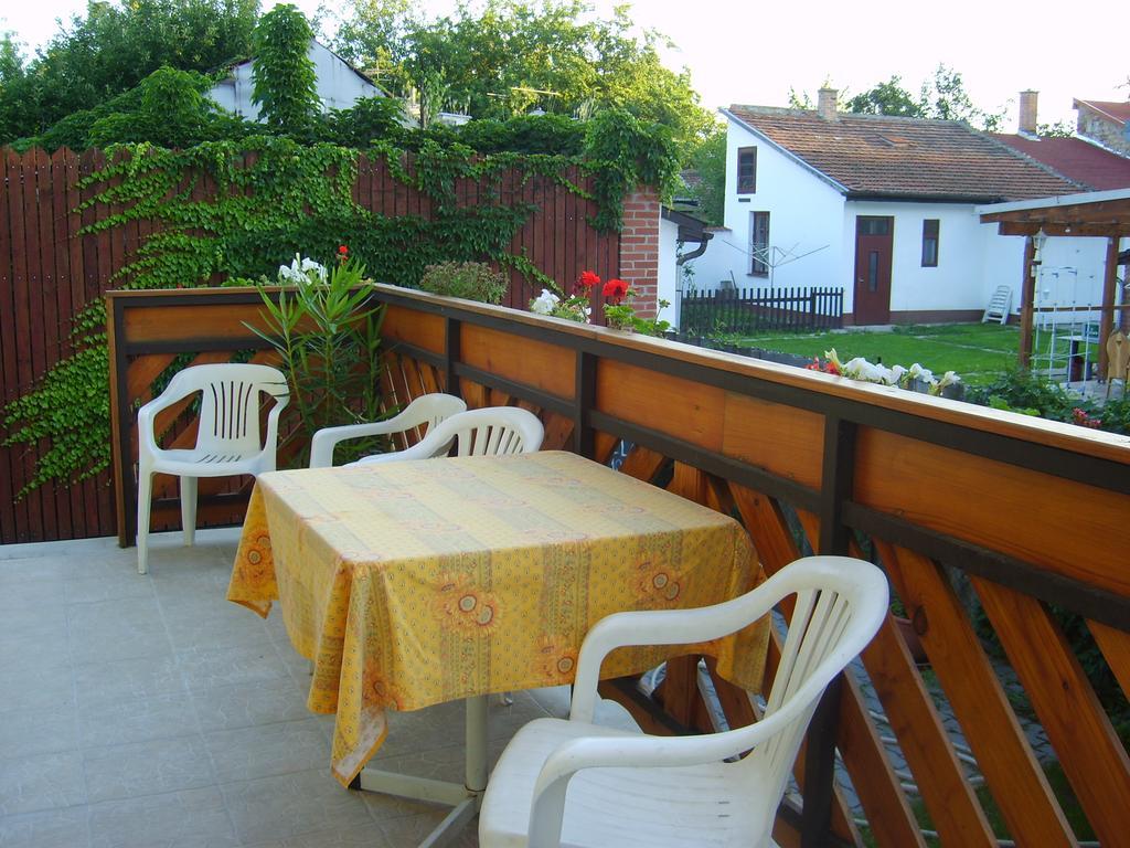 St. Michael Apartman Budapest Esterno foto